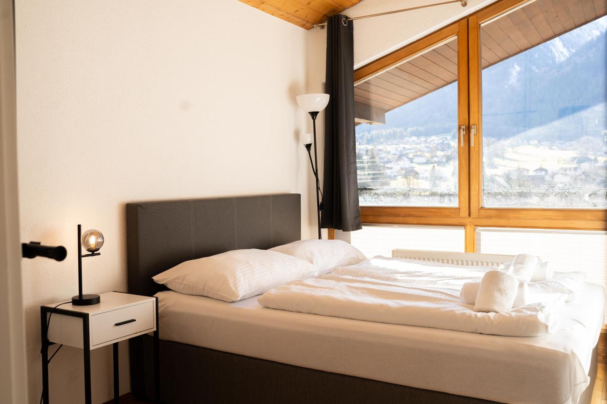 Homy Alpine Deluxe Chalet In St Anton Im Montafon Sankt Anton im Montafon Exteriör bild
